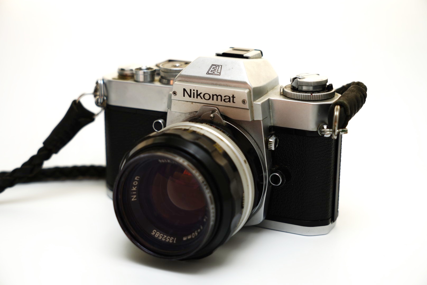 Nikomat EL】Nikon Z fcに触発されて、ニコンのフィルムカメラを 